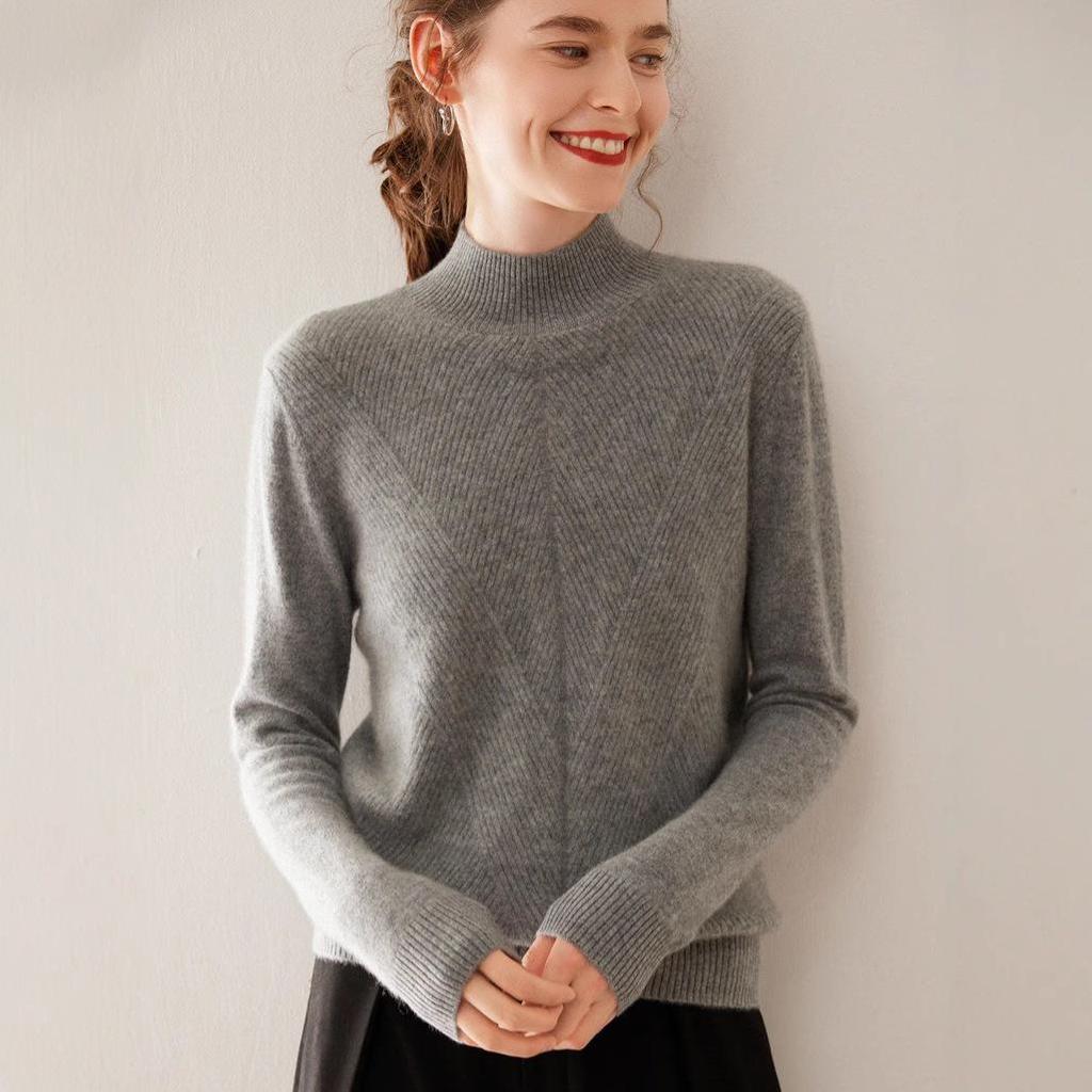 Women's Cashmere Half-High Neck Thick Knit Sweater for Autumn/Winter Warmth.
