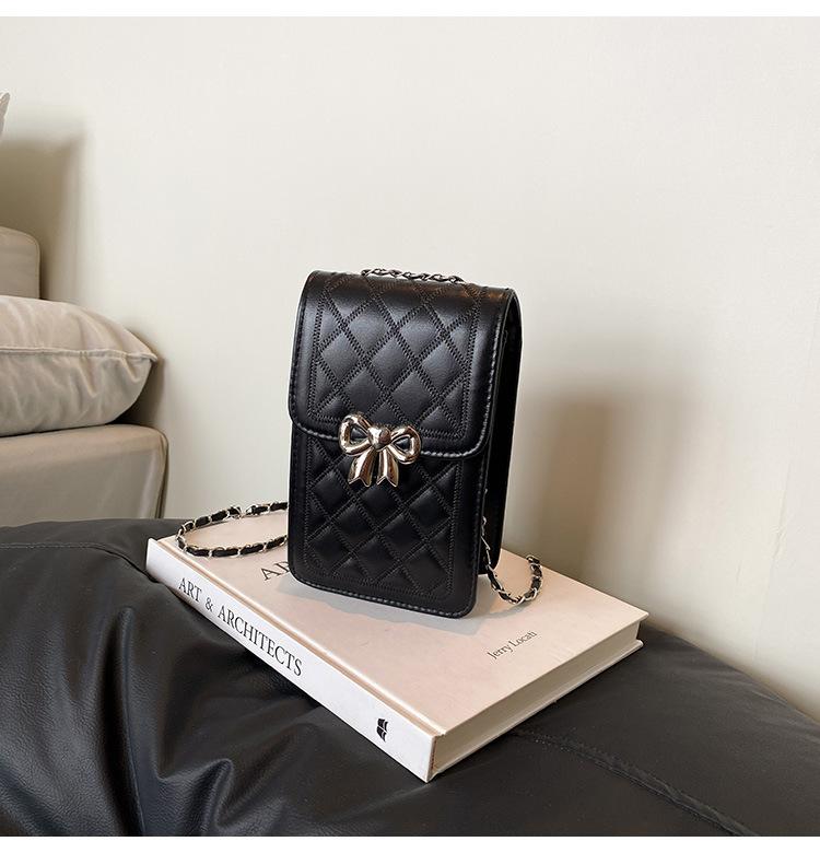 

Xiaoxiangfeng diamond chain small bag girls 2025 new Korean version niche versatile mobile phone bag commuter messenger bag чёрный