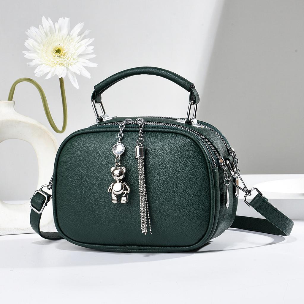 Simple bag bag Premium bear pendant Versatile handbag Lightweight shoulder bag Women's bag bags