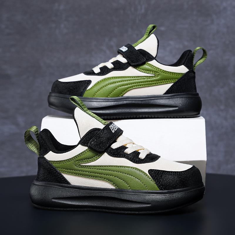 Boys' Lightweight Sneakers 24 Years Autumn and Winter Velcro Leather Waterproof Middle School and Older Children's Students White Shoes Running Shoes