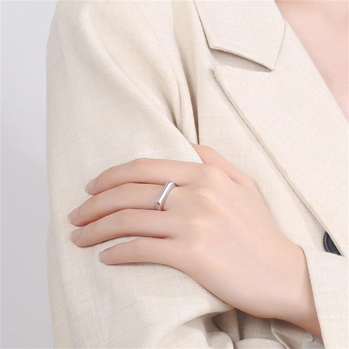 eManco 18K Gold Stainless Steel Ring - Smooth Punk Hip Hop Style for Men & Women
