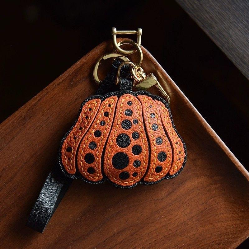 Trendy PU Leather Rocking Lucky Cat Keychain Cartoon Pony Animal Pendant Key Ring Charm Women Bag Decoration Accessories
