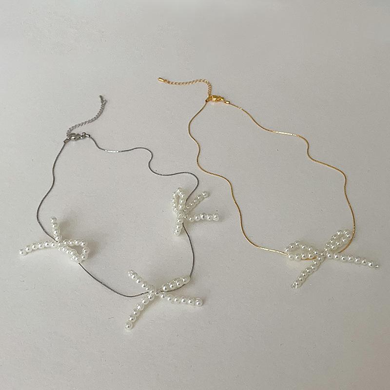 French Retro Niche Pearl Bow Necklace Female Design Sense Personality Sweet Versatile Temperament Neck Chain Collarbone Chain