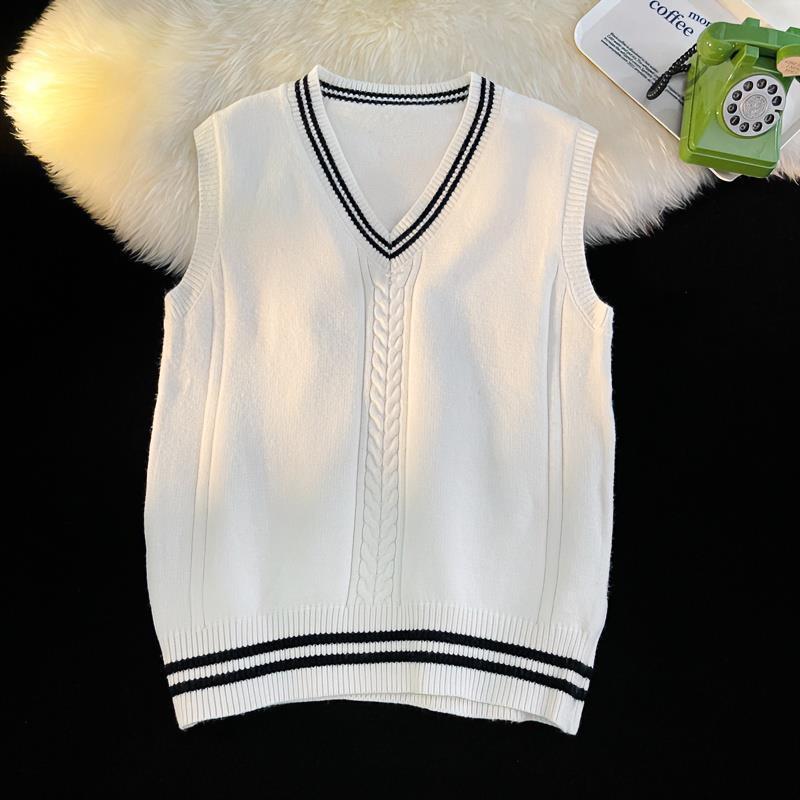 2024 Spring Hong Kong Trendy Men's Knitted Sweater Vest - College Style Wool Waistcoat