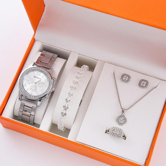 Fake Three-Eyed Ladies 5Pcsset Steel Belt Women'S Watch Casual Korean Edition Quartz Watch Set (Orange Box)