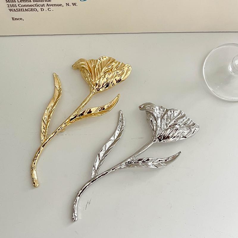 Romantic Huge Metal Tulip Flower Brooches 2-Color Big Plants Easy-Match Brooch for Women's Clothes Backpack Pins Gifts