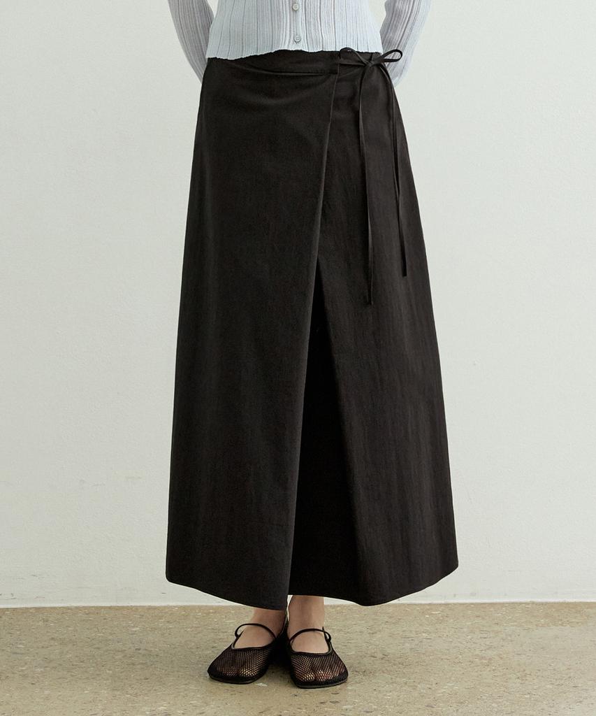 Artid Natural Drape Wrap Skirt_Black