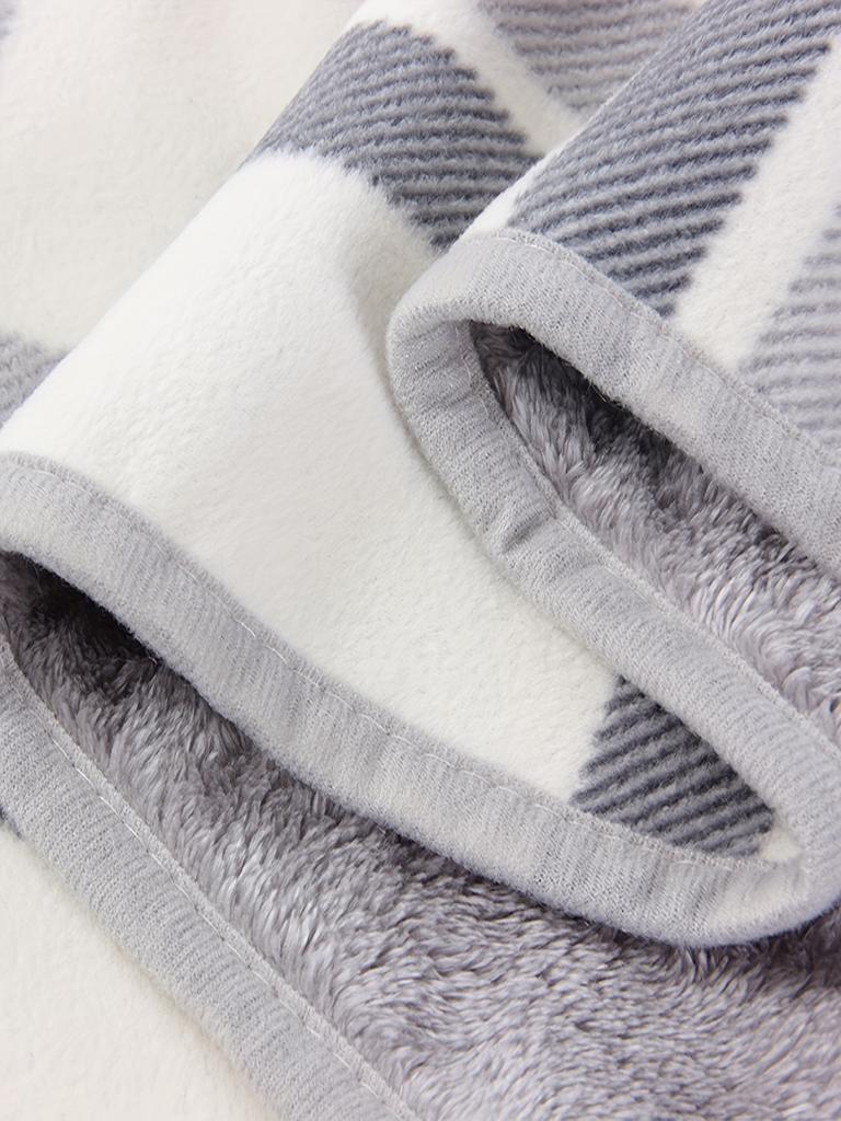Cozy Flannel Wearable Blanket Shawl - Perfect for Winter, Office & Outdoor Leisure