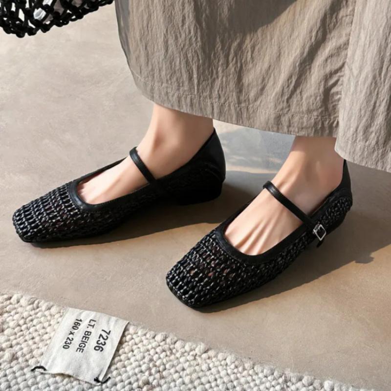Summer New Woven Flat Shoes for Women Square Toe Shoes Casual Hollow Cool Sandals Multifunctional Sandals for Women