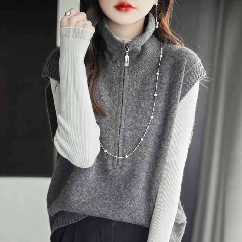 Summer 2026 Women's Grey Zipper High-Neck Knit Vest Sweater – Stylish and Casual Design