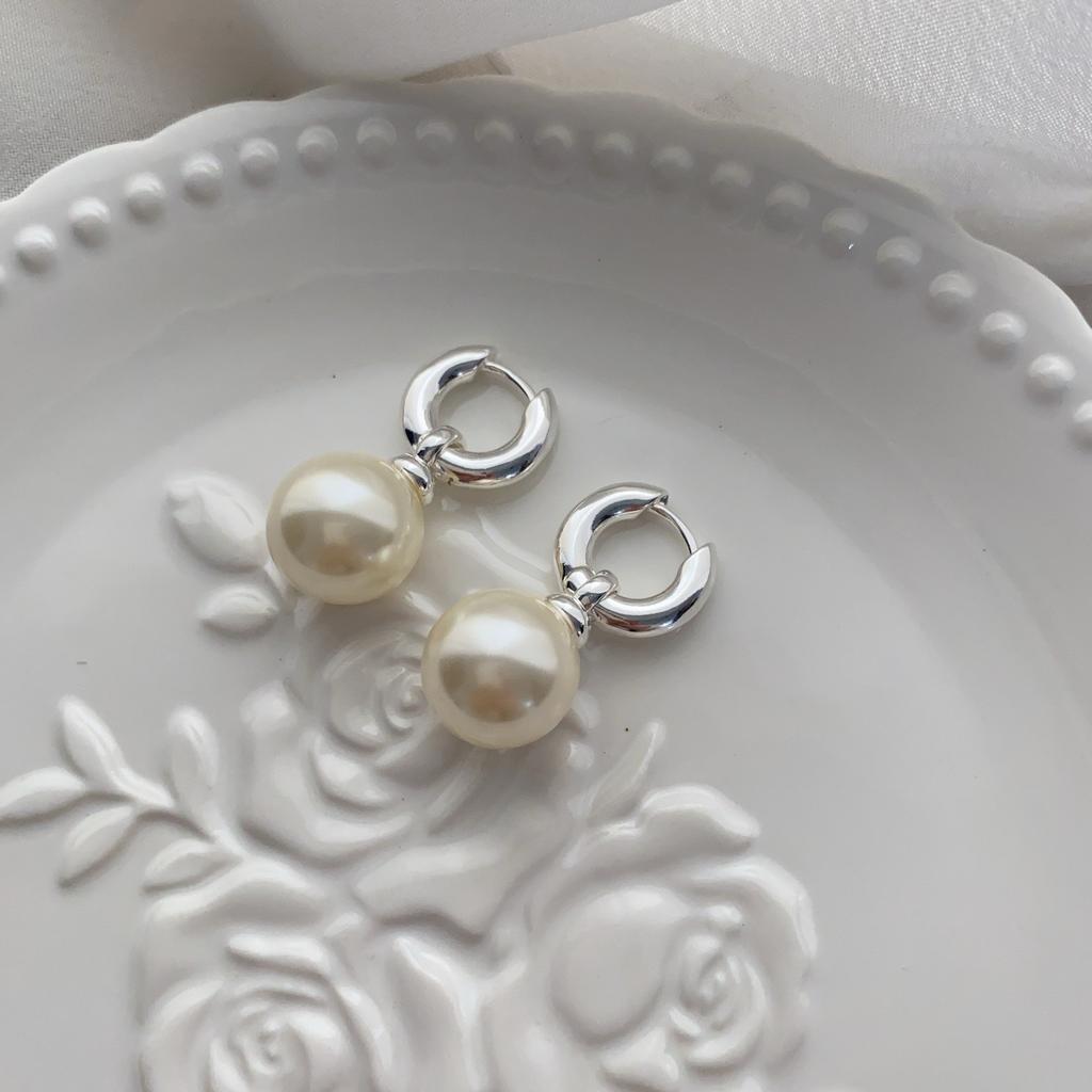 Niche Design Exaggerated Pearl Ear Pendant Super Fairy Temperament Two Ways To Wear Super Pearl Earrings Women