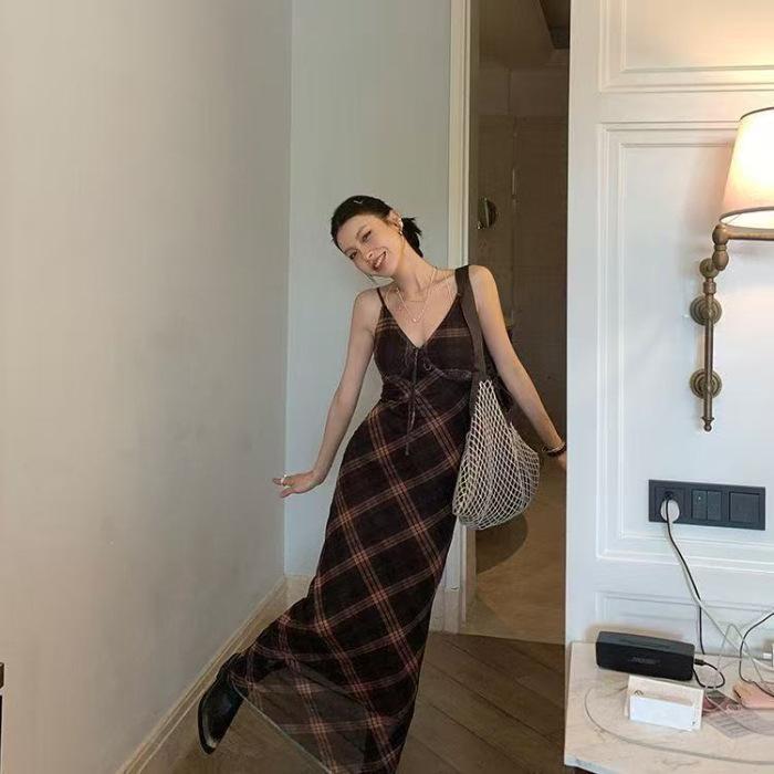 Retro V-neck diamond mesh suspender dress women s summer seaside vacation temperament wind waist hip long dress light S