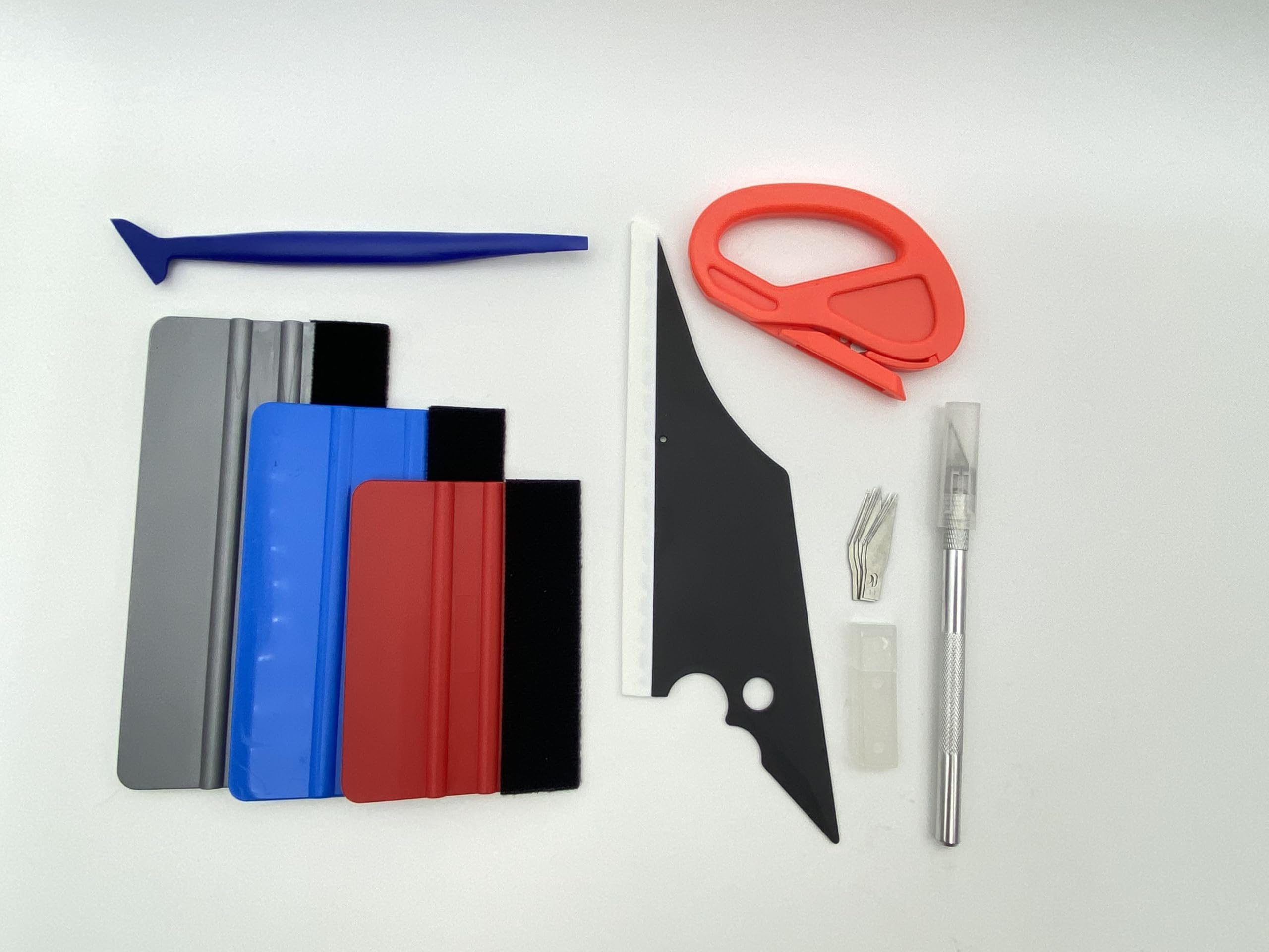 

Hand Laminating Tool Set with 3 Car Spatula and Scraper Includes Film Application and Safety Ideal for Cleaning Car and Home Windows 7-Piece