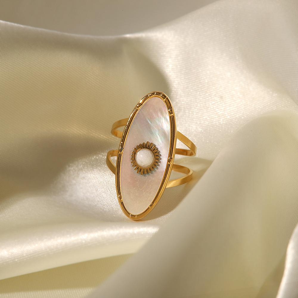 French retro style niche design Fritillary ring 18K gold stainless steel oval pearl ring opening
