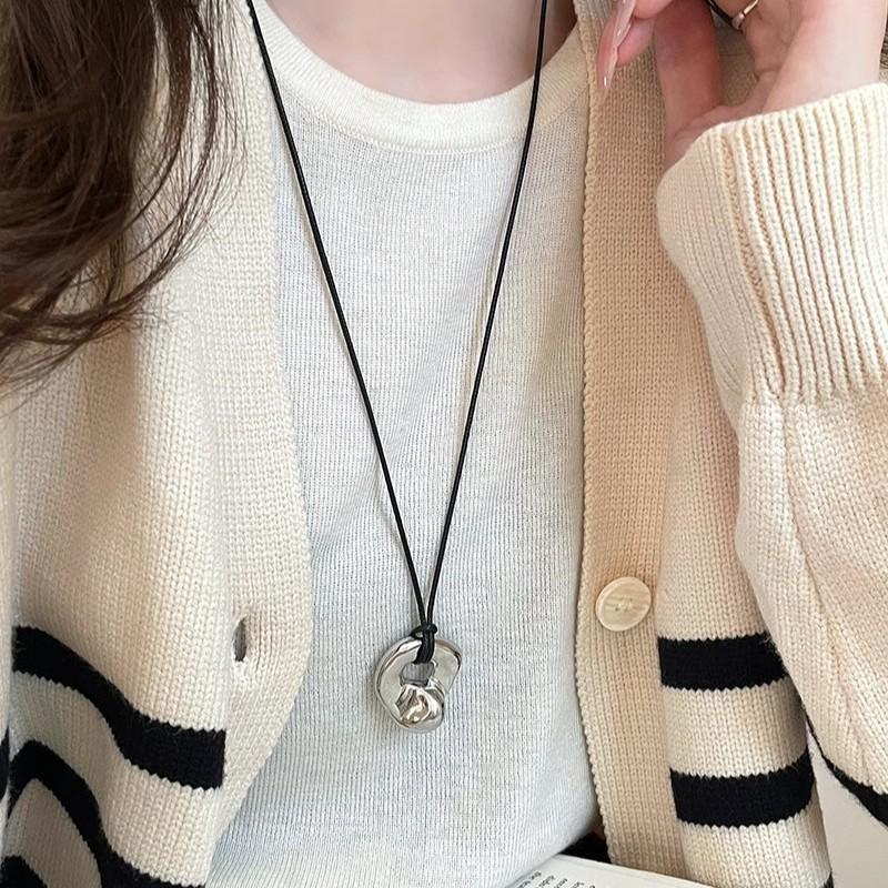 

New Simple Adjustable Pull Spots Stones Star Moon Pendant Necklaces for Women Fashion Waterdrop Long Necklaces Daily Accessories