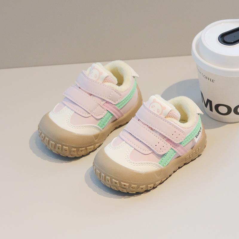 Babyskor småbarnsskor vinter mjuk sula fleece förtjockade varma barn 1-3 år pojkar och flickor babyskor funktionella skor trend