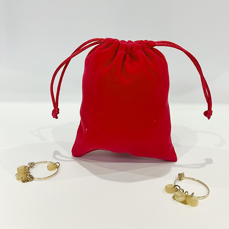 

1Pc Luxury Velvet Pouches For Jewellery Storage Available Small Fabric Bags For Bracelet Sachet Bags Gift Package Accessories