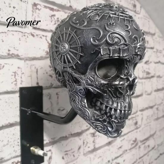 Decorative Helmet Rack Skull Motorcycle Holder, Wall Mount Display Rack, Design Hanger Gothic Motorbike for Home Decoration Stand