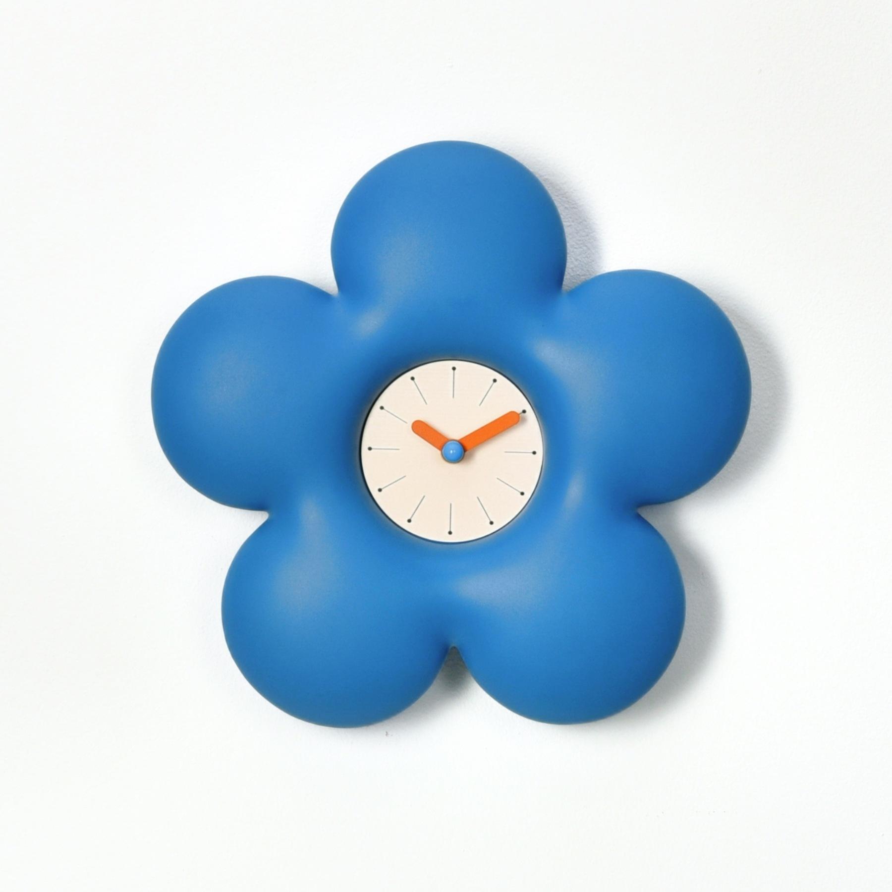 

Dopamine Three-dimensional Creative Shape Modern Wall Clock High-end Fashion Home Soft Decoration Clock Silent Punch-free Clock Ocean Blue - 32 × 33cm - SZ17-7