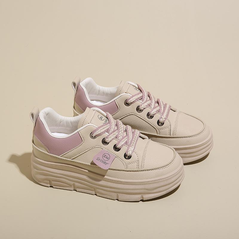 

W3619 new breathable women s shoes 2024 autumn color matching thick sole inner height increase leather surface casual shoes fashion women s board shoe 40