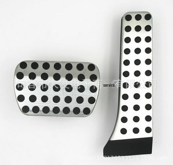 Mercedes-Benz C, E, GLK, GLC, S, SL, CLS Class Pedal Modifier for Accelerator and Brake Rest Area