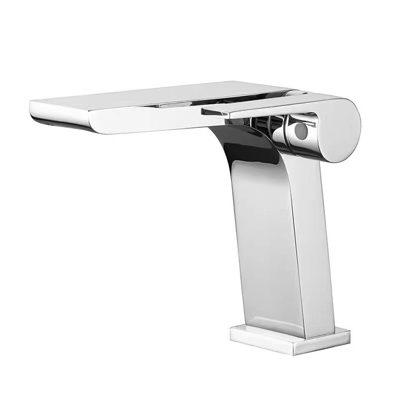 

Gun Grey/Brushed Gold Bathroom Waterfall Sink Faucet Brass Hot And Cold Mixed Water Washbasin Faucet Single Handle Basin Tap