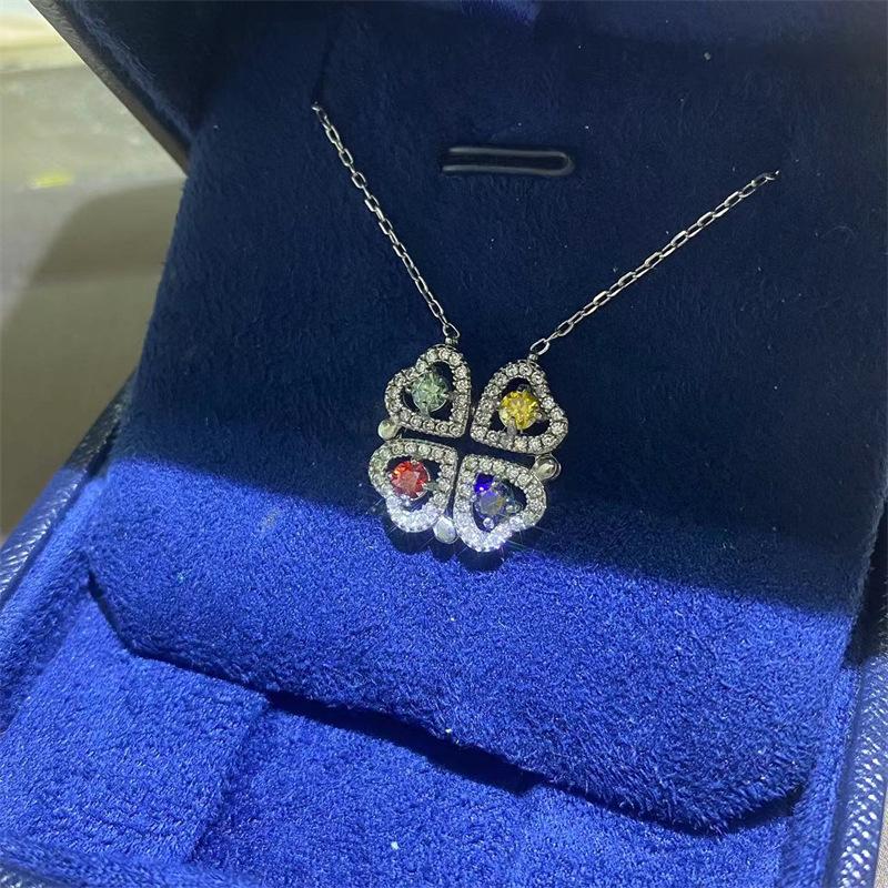 Four-Leaf Clover Moissanite Pendant Necklace - Women s Light Luxury Clavicle Chain