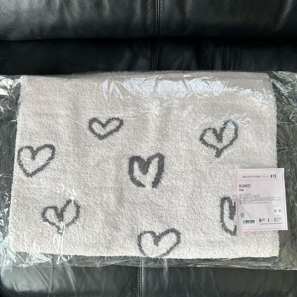 [USED] GELATO PIQUE Loves BTS Blanket