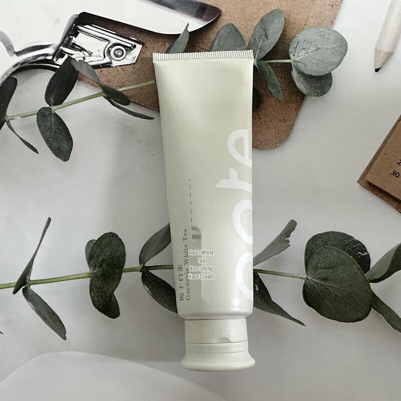 Borthe White Tea Moisturizing Hand Cream