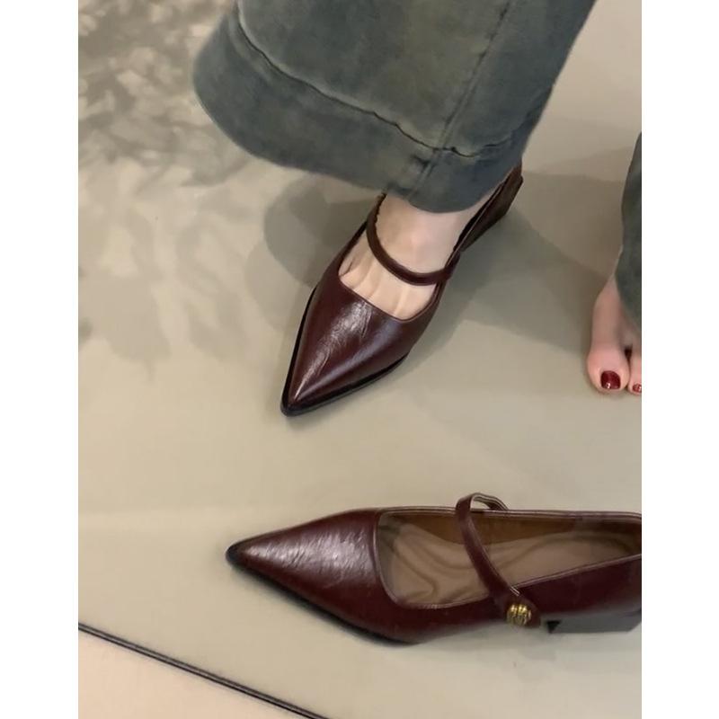 

Sheepskin version~ genuine leather French pointed head shallow mouth single shoes women s spring and autumn retro camellia Mary Jane small leather 40