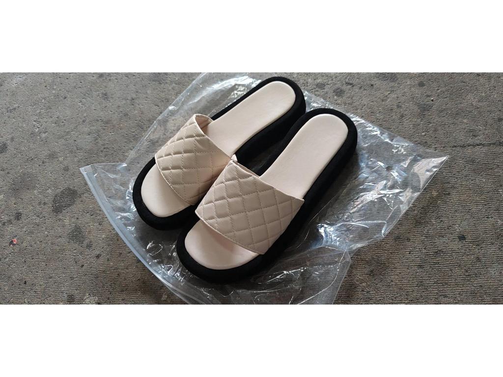 New Style Plus Size Thick-Soled Plaid Slip-On Casual Summer Slippers