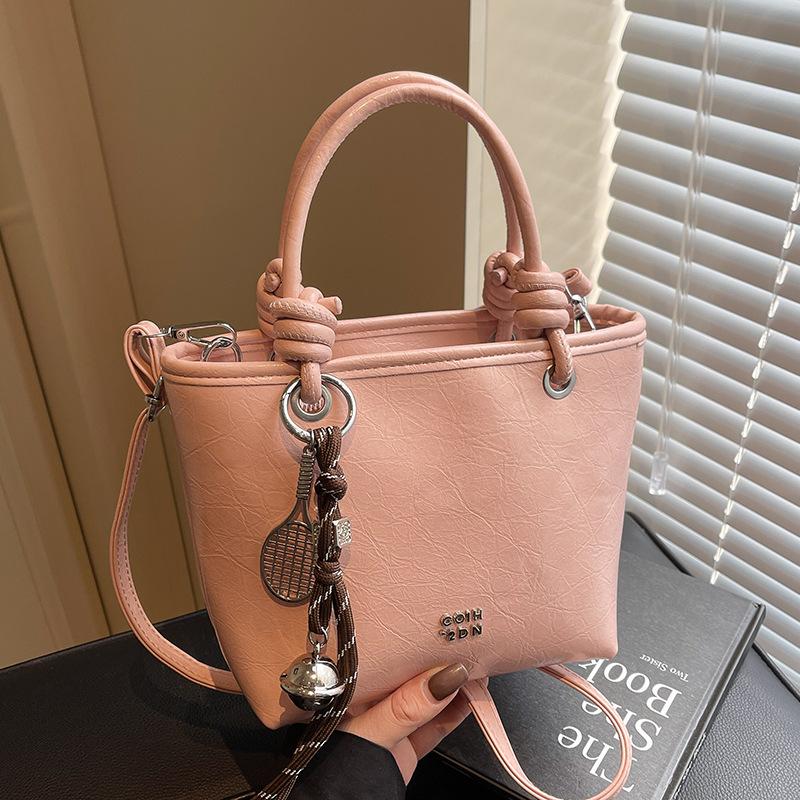 Wholesale Hot Sale Premium Texture Simple Solid Color Portable Bucket Bag Female Versatile Foreign Style Commuting Casual Messenger Bag