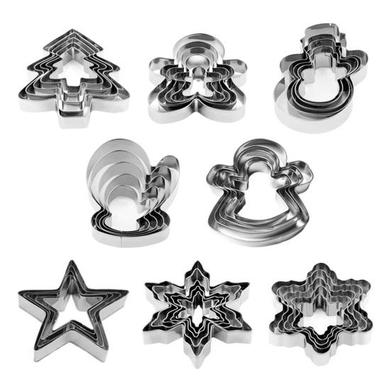 5Pcs Christmas Cookie Cutters Set Santa Tree Snowflake Gingerbread Men Snowman Shape Cookie Molds Reusable Baking Tool for Home Kitchen Bakery