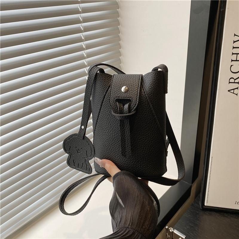 Summer Small Fresh Mobile Phone Messenger Bag New Foreign Style Small Satchel Shopping Cute Small Lightweight Mini Bucket Bag
