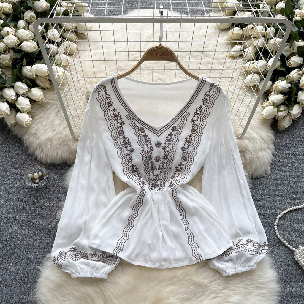 Floral Embroidery Spring Loose Blouse Elegant Bohemian Design Long Sleeve Ladies Fashion  Summer Casual Shirt