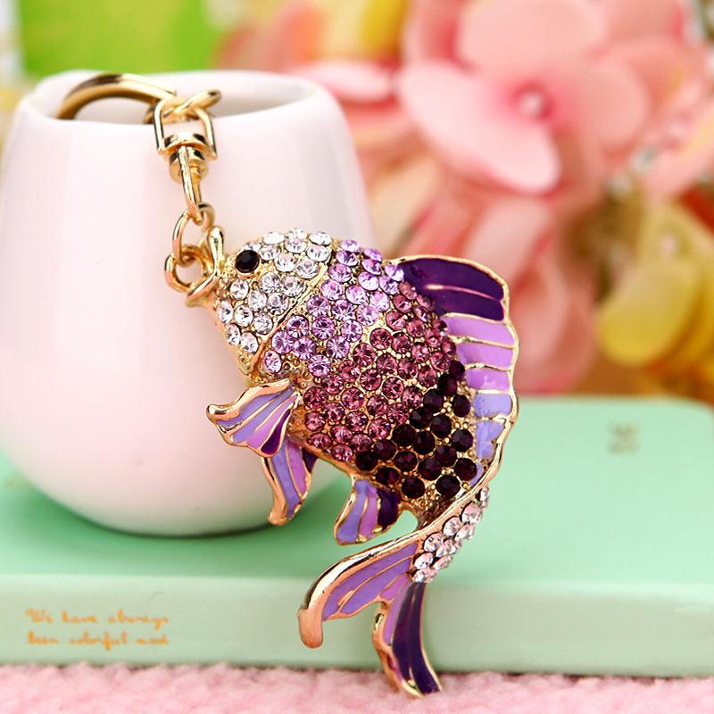 Exquisite Rhinestone Bear Keychain Pendant for Women - Cute Gift for Bag Accessory