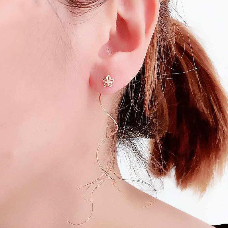 Exquisite Colored Gold Hollow Flower Earrings Plated With Rose Gold Russian 585 Purple Gold Simple And Fashionable Curved Earrings