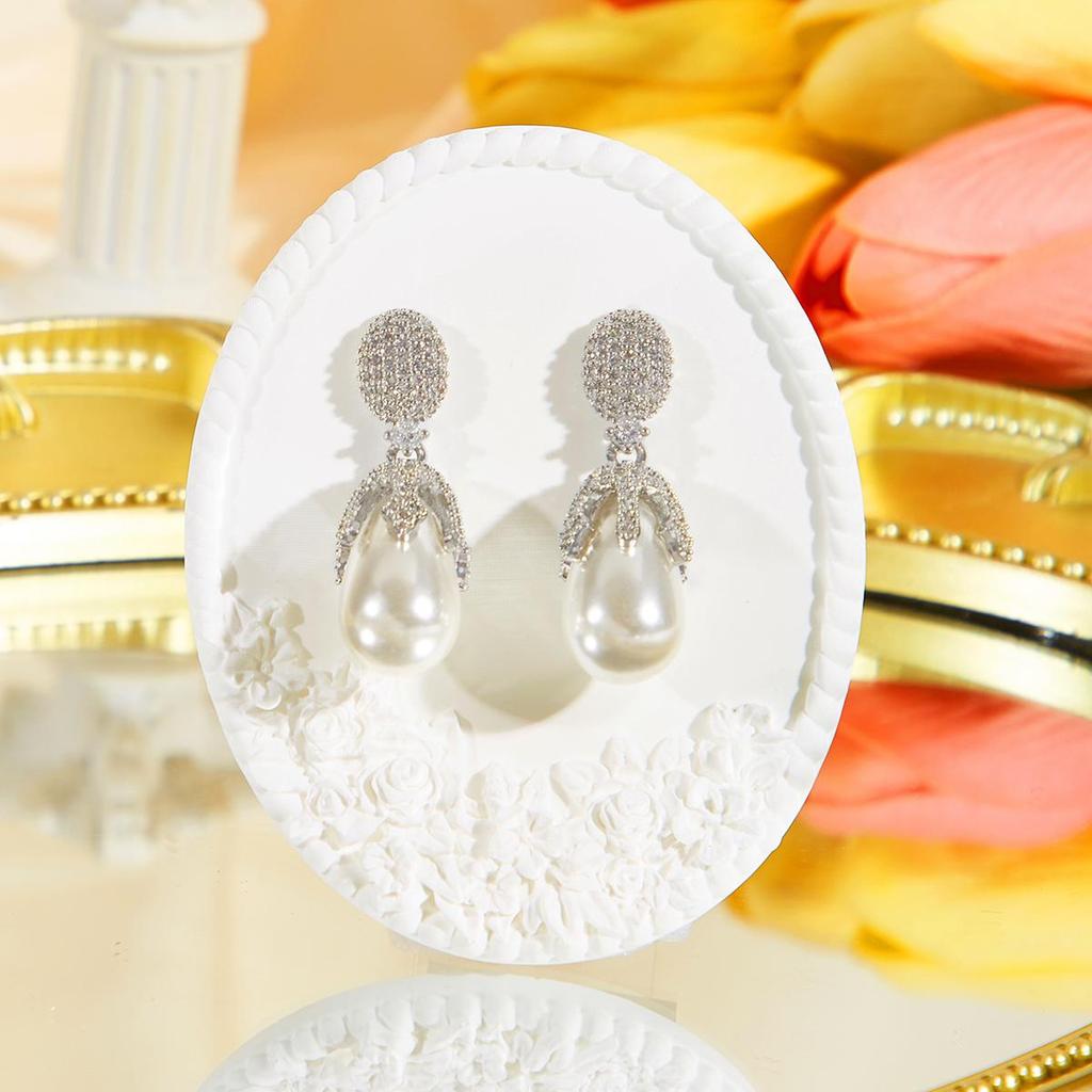 CMM Temperament Woman Elegant Pendant Artificial Pearl Earrings Inlaid With CZ Zircon French Trend Golden Silvery Ear Jewelry