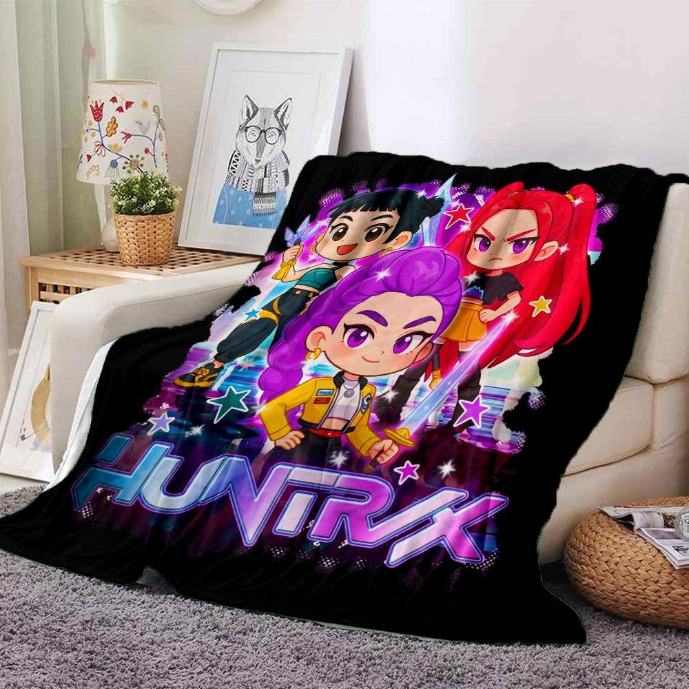 

1pc Hunter X Kopo group - Themed Flannel Blanket - Suitable for Bed, Home Decor, Graduation Gifts, Easter, Back to School, ChristmasA70 80cmx120cm(31inx47in)