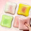 10cm Velký Simulovaný Voňavý Pomalé Vracení Squishy Toast Senzorická Hračka na Uvolnění Stresu Měkké Stlačení Pro Ventilační Otvor Kancelářská Hračka Pro Neklidné Ruce Antistresová