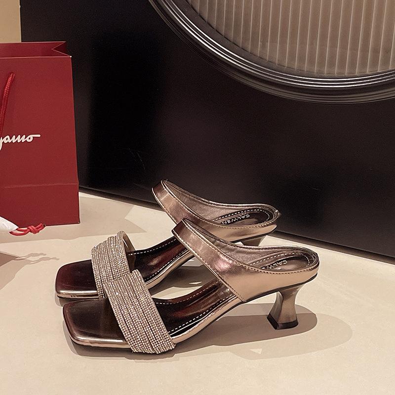 One word medium heel thick heel rhinestone square head 2025 summer women's cool slippers fashion summer high heel outer slippers