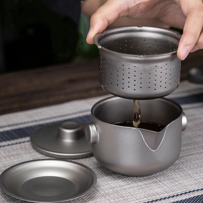 180ml Titanium Teapot Quick Cup Outdoor Camping Tableware Tea Maker with Strainer Double-Walled Anti-scalding