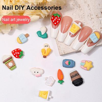 Nail art – Strass e decorazioni per unghie