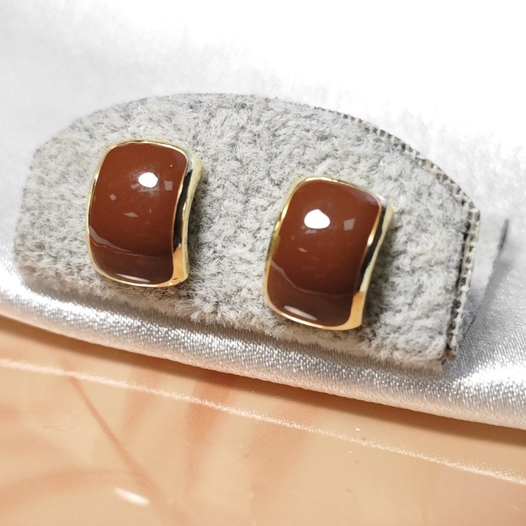 

2024 новые серьги-дуги с каплями масла в стиле ретро в стиле Гонконга, темпераментные серьги, нишевые высококачественные модные серьги для женщин кофейный