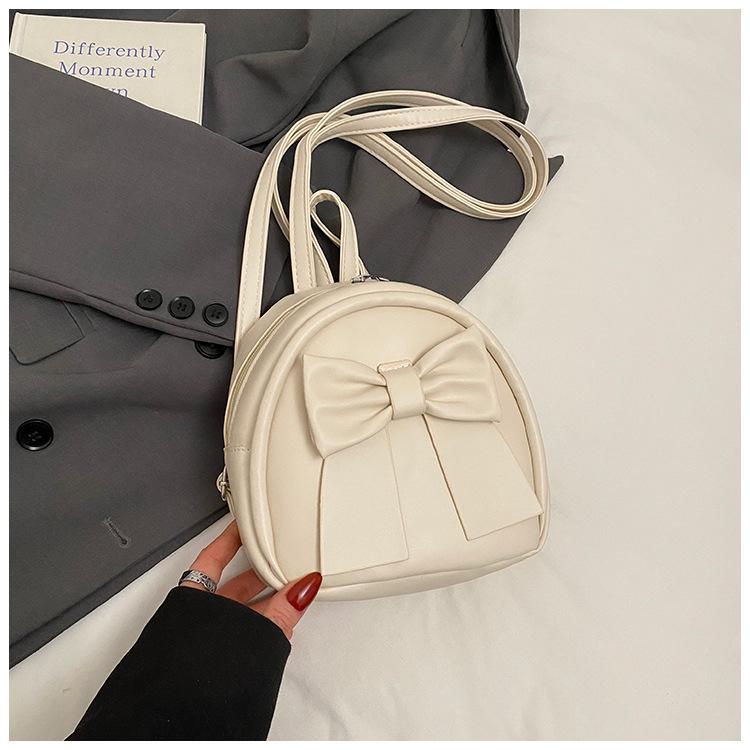 

Корейская версия женского рюкзака высокой стоимости 2025 лето новая мода маленький рюкзак тренд иностранная сумка через плечо для поездок белый