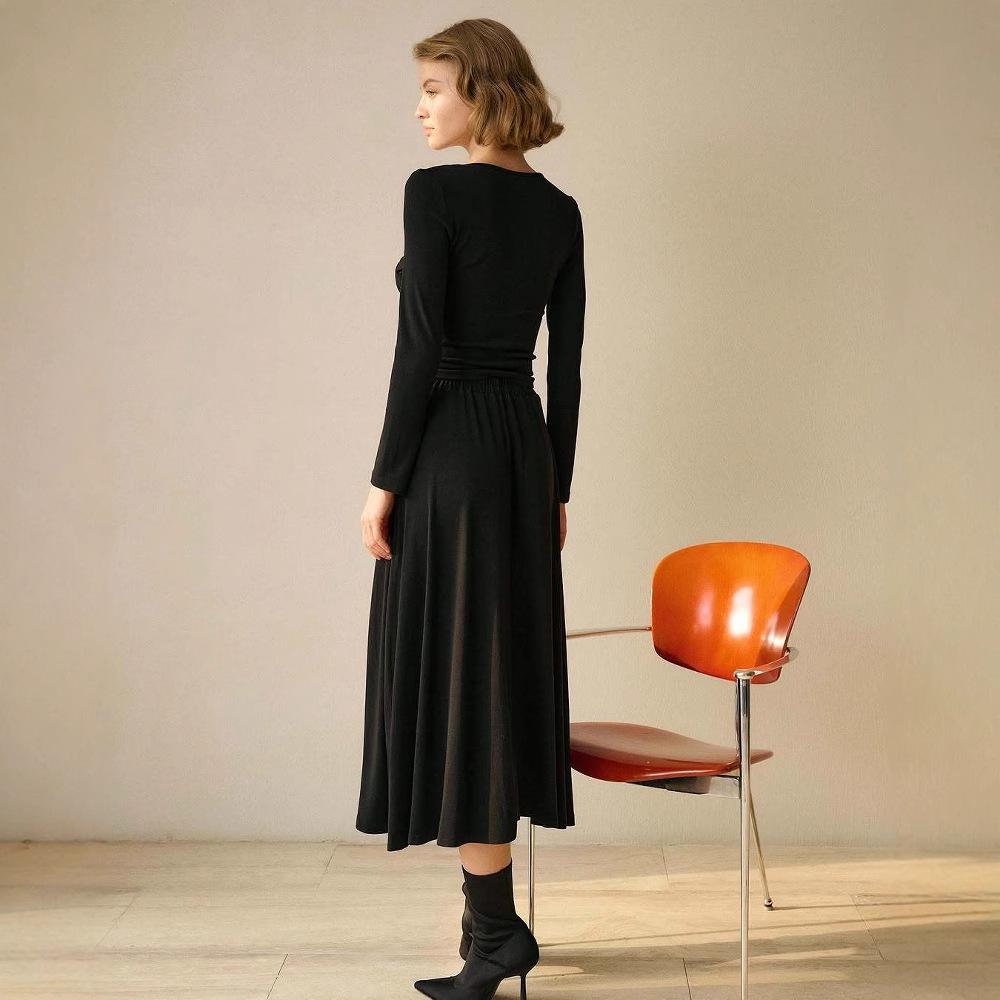 2025 Autumn Women's Slimming Lace-up Versatile Top & Long Skirt Set