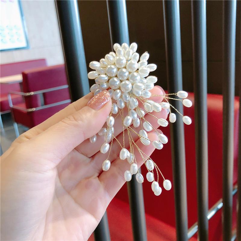 Elegant Temperament Falske Perler Blomst Broche Pin Kvinde Alsidig Pin Corsage Frakke Tilbehør