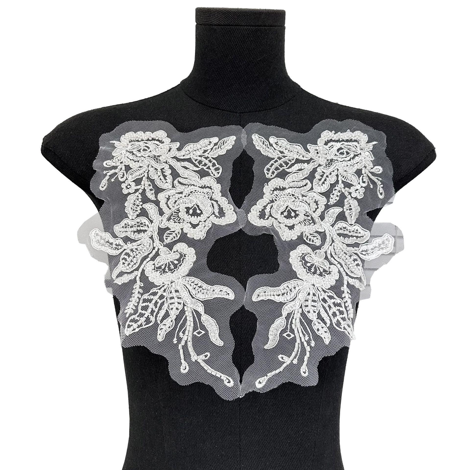 

Black And White Beads Embroidery Sequins Embroidery Cloth Stickers Hand Wedding Dress Evening Dress Bone Line Flower Decoration Decal Accessories H2199 white pair