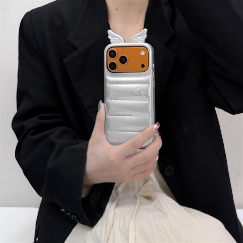 3D Leather Feather Wing iPhone 15/16/17 Pro Max Case - Anti-fall Protection