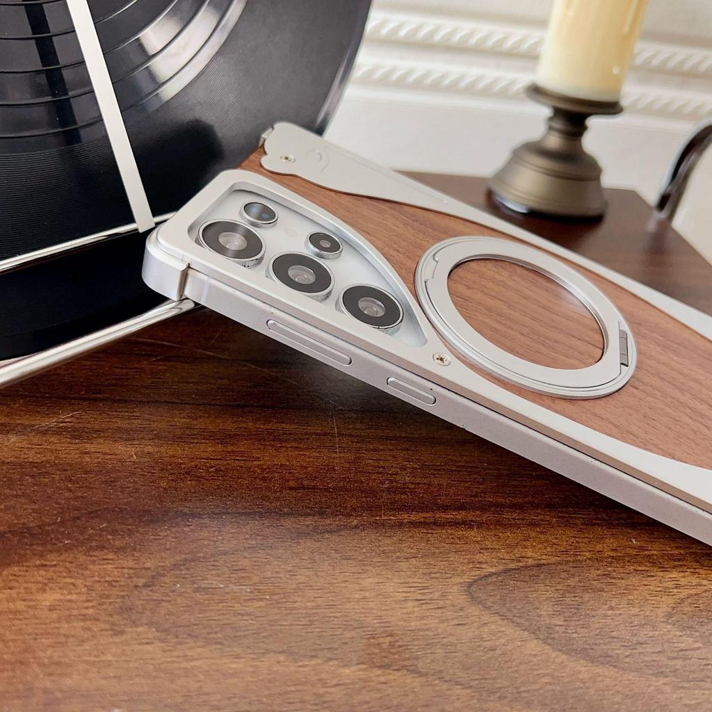 Samsung S25 Ultra Walnut Wood Magnetic Stand Case